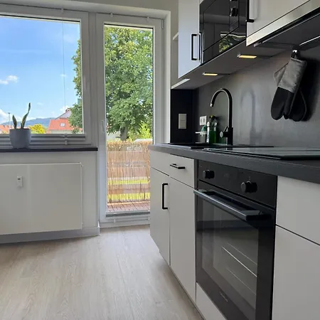 Completely Renovated With King-size Bed And Loggia